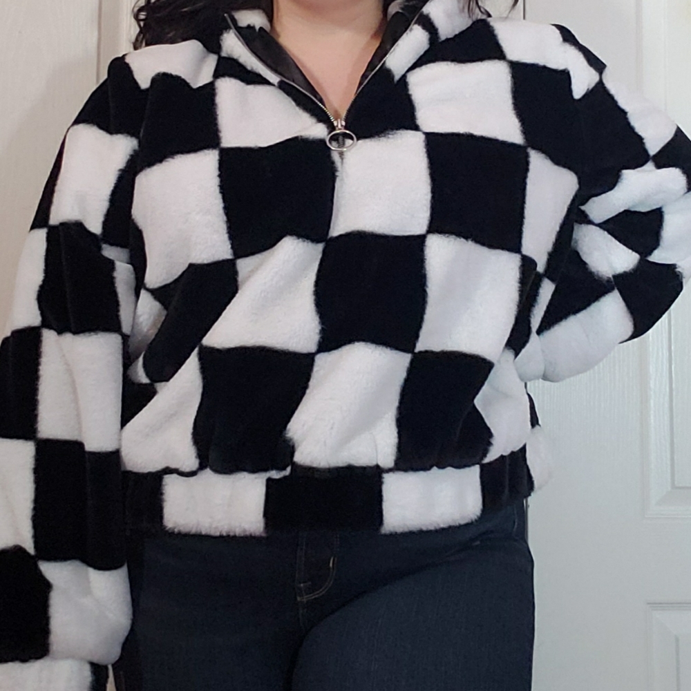 Black and White Checkered Cropped Sweater